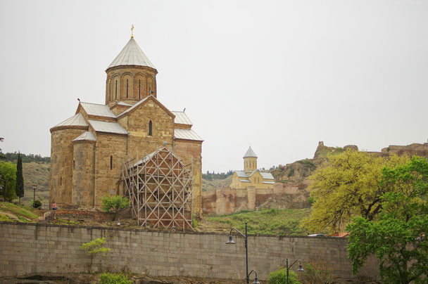 Tbilisin vanhan kaupungin perinteiset puiset veistosparvekkeet, Rep
 - Valokuva, kuva