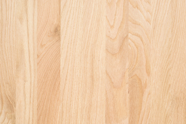 фрагмент деревянной панели из лиственных пород дерева - Фото, изображение