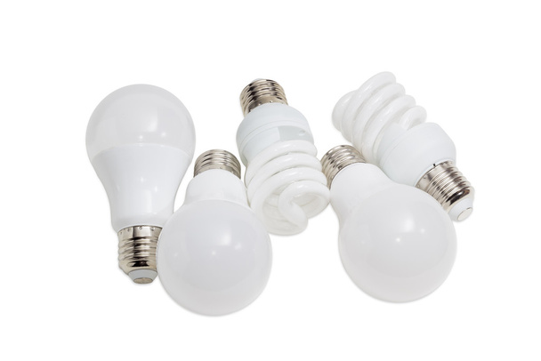 Varias lámparas eléctricas de ahorro de energía de diferentes tipos
 - Foto, imagen