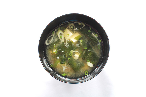 Zbliżenie zupa z wodorostów - Zdjęcie, obraz