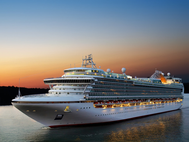 Luxury Cruise Ship  - Foto, Bild