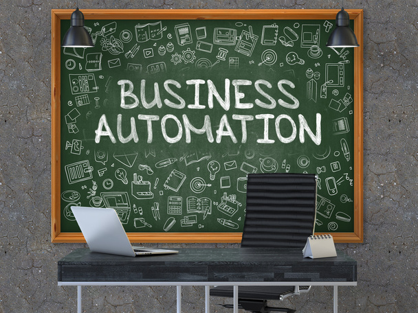 Dłoń biznes ciągnione automatyzacji na tablicy Office. - Zdjęcie, obraz