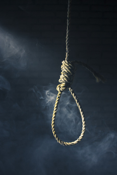 hangman noose with a dramatic background - Foto, immagini
