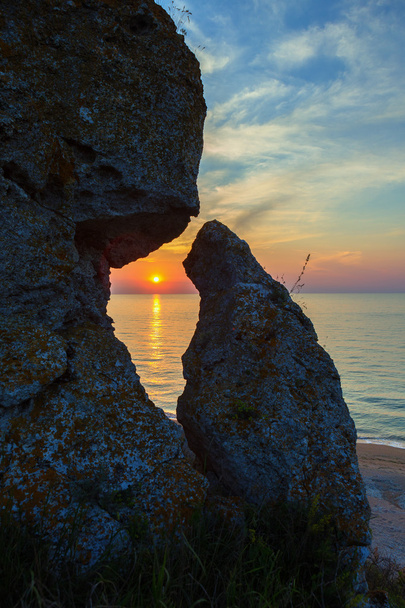 Sunset over the Sea of Azov on Generals beach. Karalar regional landscape park in Crimea. - Φωτογραφία, εικόνα