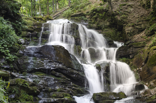 Мальовничі гірські водоспади
 - Фото, зображення