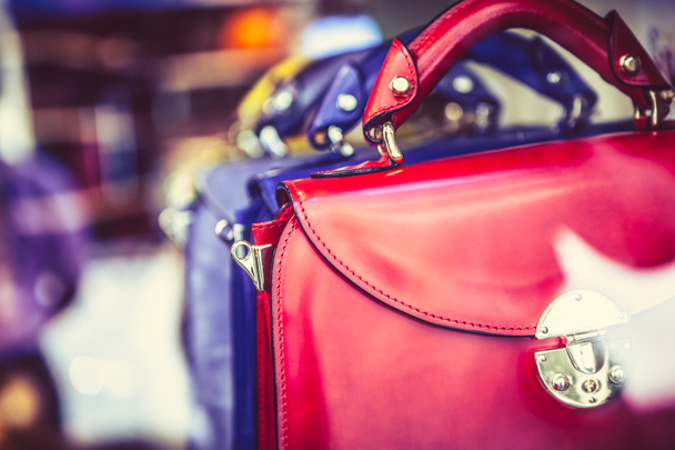 Colorful Leather Purses in Shop   - 写真・画像