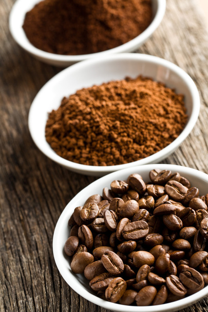 Coffee beans, ground coffee and instant coffee - Fotografie, Obrázek