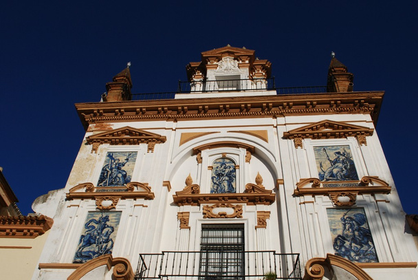 Fachada frontal del Hospital de la Caridad, Sevilla
 - Foto, imagen