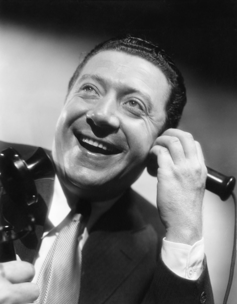 Muotokuva mies puhelimessa nauraa ja onnellinen
 - Valokuva, kuva