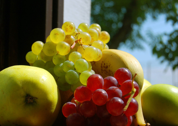 valikoituja syksyn hedelmiä
 - Valokuva, kuva