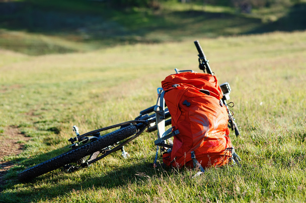 Bicycle with orange bags for travel - Foto, immagini
