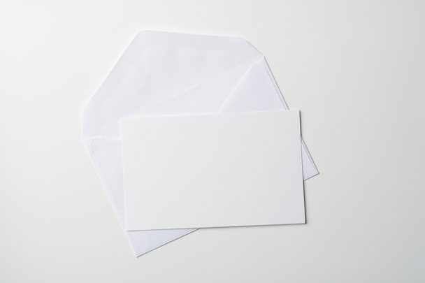 Envelope and blank card - Foto, afbeelding