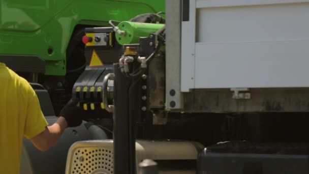 Folyó tisztító gépet munka folyamat - Felvétel, videó
