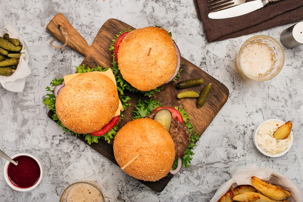 Burgers grilled with light beer - Photo, Image