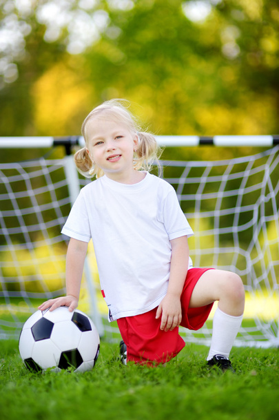 little soccer player having fun - Fotoğraf, Görsel