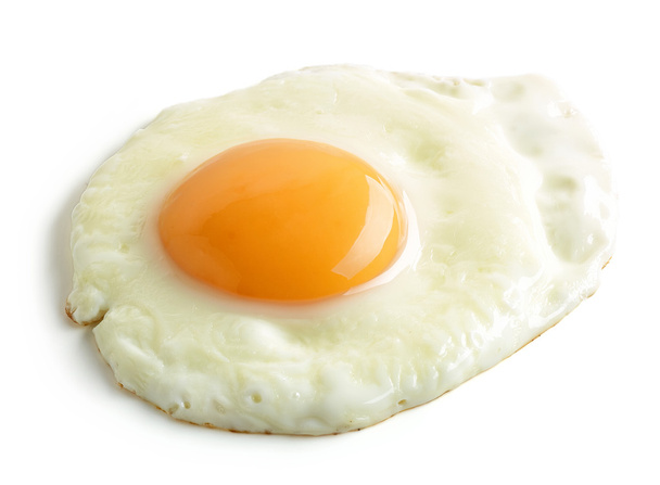 huevo frito sobre fondo blanco - Foto, Imagen