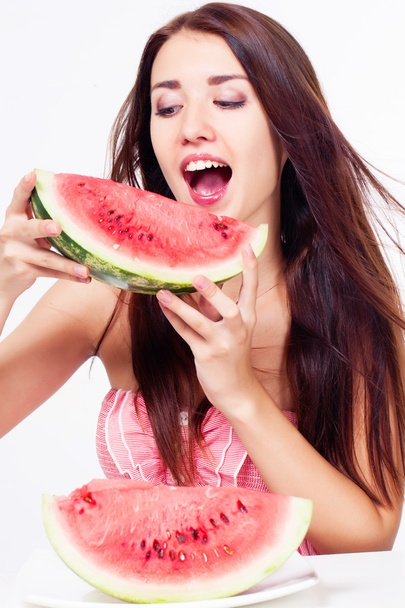 Girl with watermelon - Foto, afbeelding
