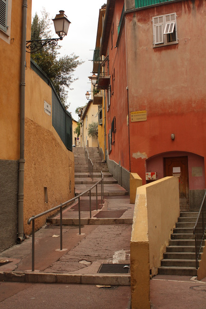 Vecchia strada tipica di Nizza
 - Foto, immagini