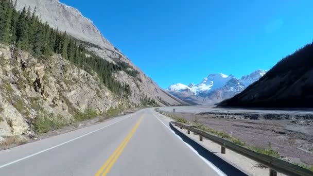  Icefields Parkway in Canada  - Footage, Video