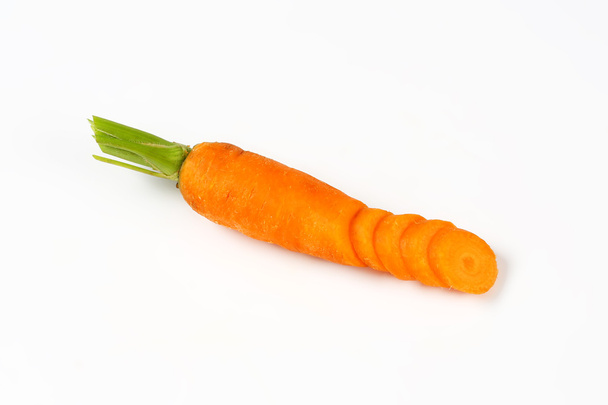 gesneden verse wortel - Foto, afbeelding