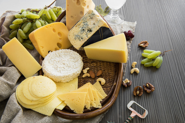 různé druhy sýrových sad - Fotografie, Obrázek