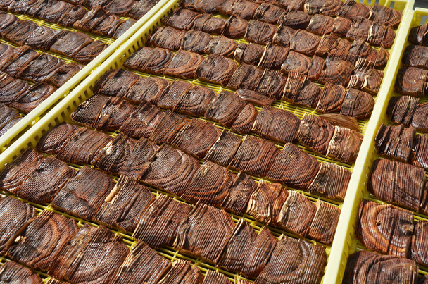 Szeletelt, ganoderma gomba sütés tálca Ázsiában - Fotó, kép