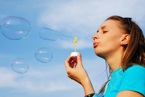 Blowing bubbles - Фото, зображення