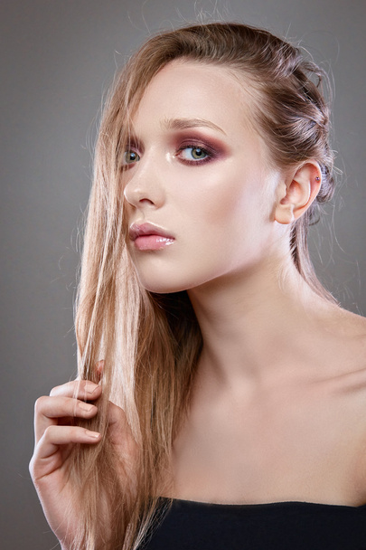 Fashion blond girl portrait - Valokuva, kuva