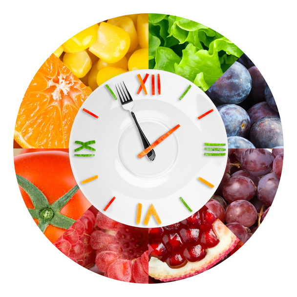 Food clock with fruits and vegetables - Fotoğraf, Görsel