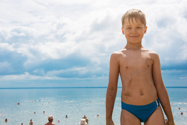 Junge am Strand - Foto, Bild