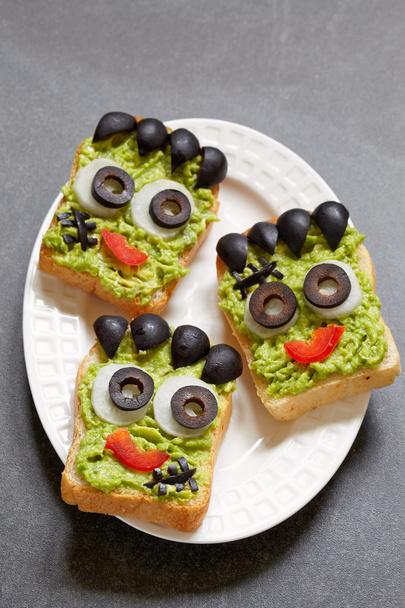 Halloween green monster sandwich - Fotografie, Obrázek