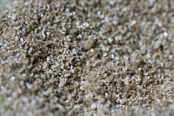 Échantillons de vermiculite minérale pour la production
 - Photo, image
