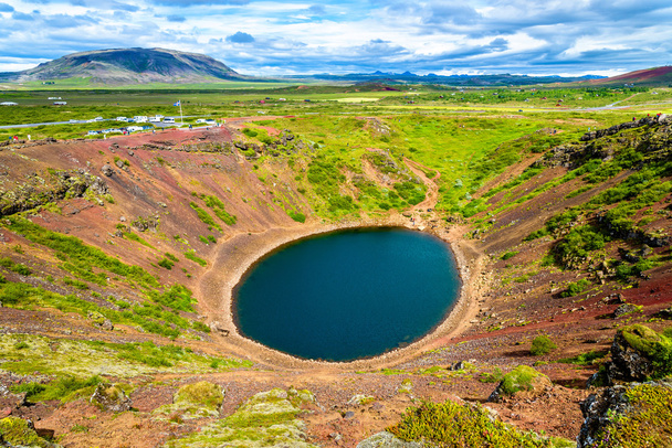 Kerid, volcanic crater lake in Iceland - Foto, afbeelding
