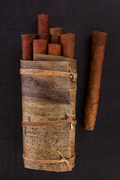 Tradycyjnych kubańskich cygar. - Zdjęcie, obraz
