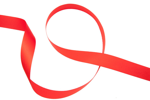 cinta roja serpentina aislada
 - Foto, Imagen
