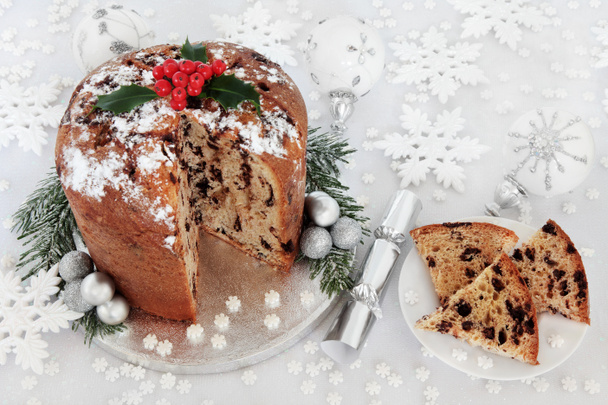 İtalyan çikolata Panettone Noel kek - Fotoğraf, Görsel
