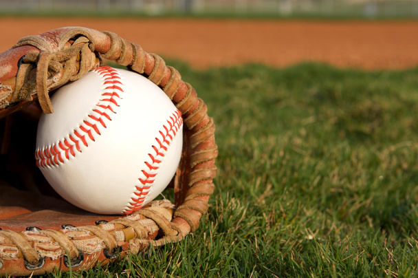 Baseball hanskassa
 - Valokuva, kuva
