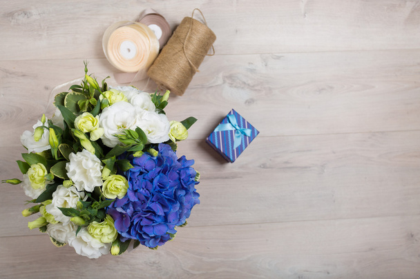 Lovely bouquet in a flower shop - Фото, зображення