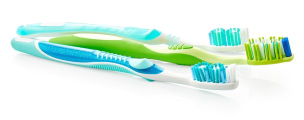 Brosses à dents isolées sur blanc  - Photo, image