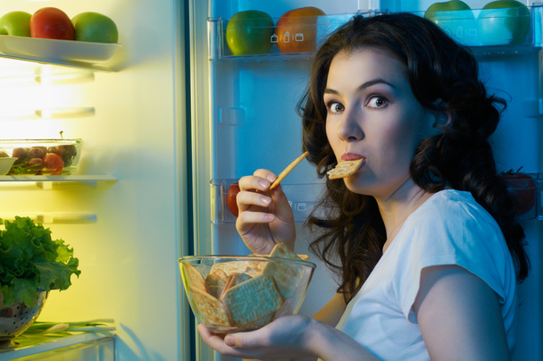 Kühlschrank mit Lebensmitteln - Foto, Bild