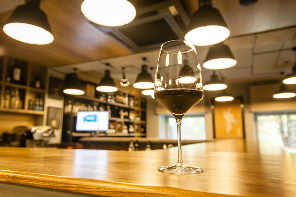 copo de vinho em um bar - Foto, Imagem