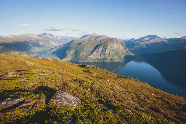 Hiking in Norway, classic norwegian scandinavian summer mountain - Zdjęcie, obraz
