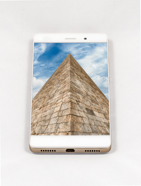 ローマ、イタリアのフルスクリーン画像を表示する現代のスマートフォン - 写真・画像