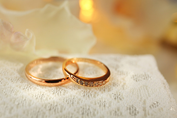 Beautiful wedding rings  - Foto, Imagen