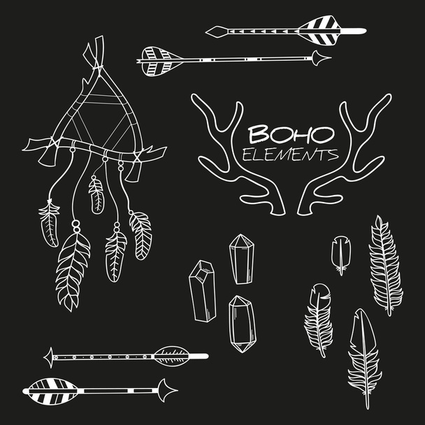 Ensemble d'éléments Boho dessinés à la main
 - Vecteur, image