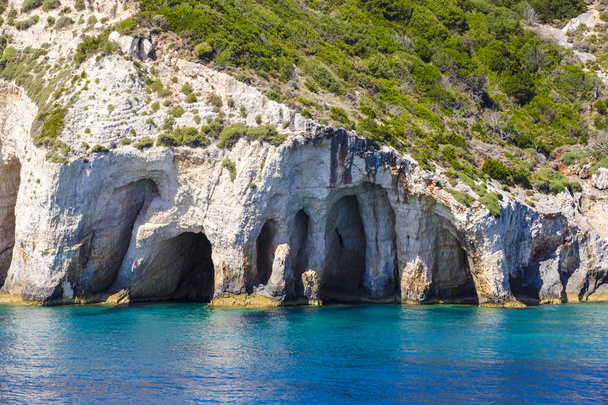Cuevas marinas en Zakynthos
 - Foto, Imagen