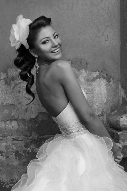 Beautiful brunette bride black and white photo - Photo, Image