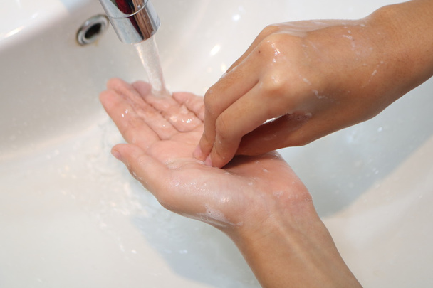Close Up Hand Wash - 写真・画像