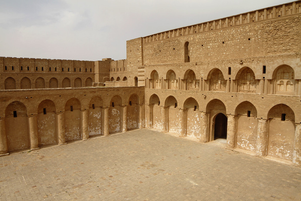 Forteresse d'Al Ukhaidar
 - Photo, image
