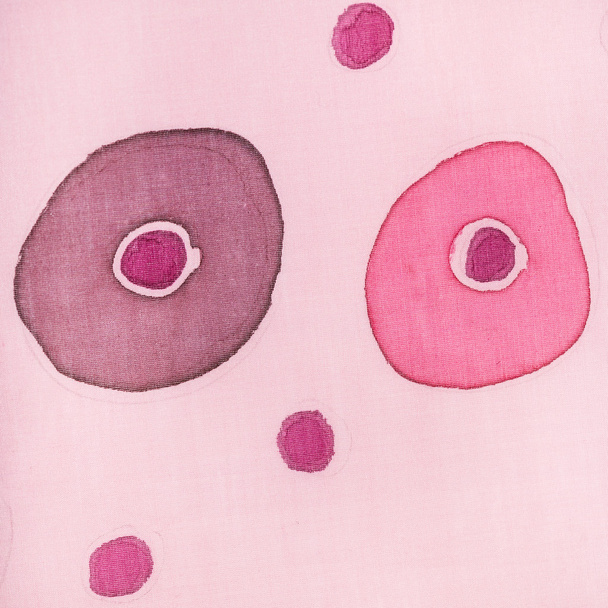 círculos abstractos dibujados sobre batik de seda de colores
 - Foto, imagen